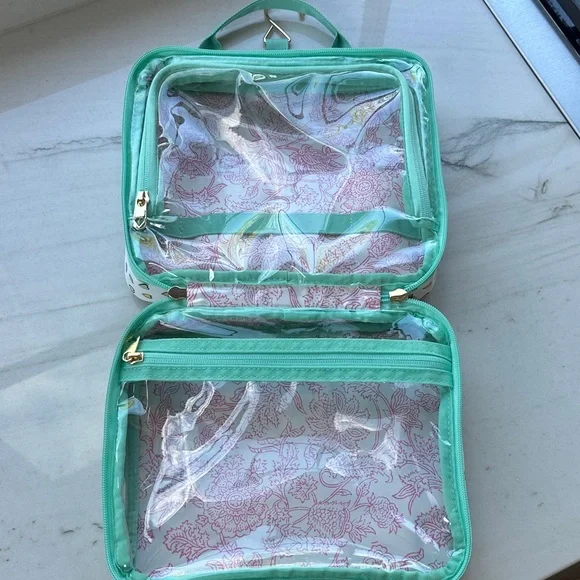 Disco Hearts Wave Hanging Toiletry Bag White/Teal - Roller Rabbit x Target - Picture 2 of 3